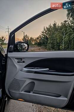 Минивэн Mitsubishi Grandis 2008 в 