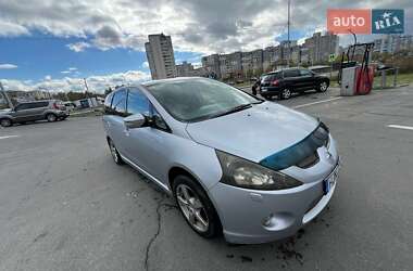 Минивэн Mitsubishi Grandis 2005 в Киеве