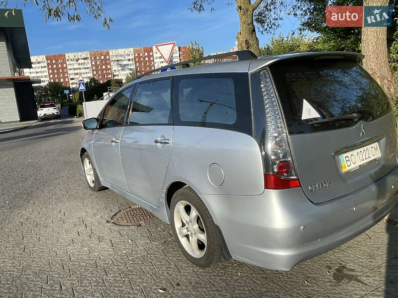 Мінівен Mitsubishi Grandis 2006 в Львові