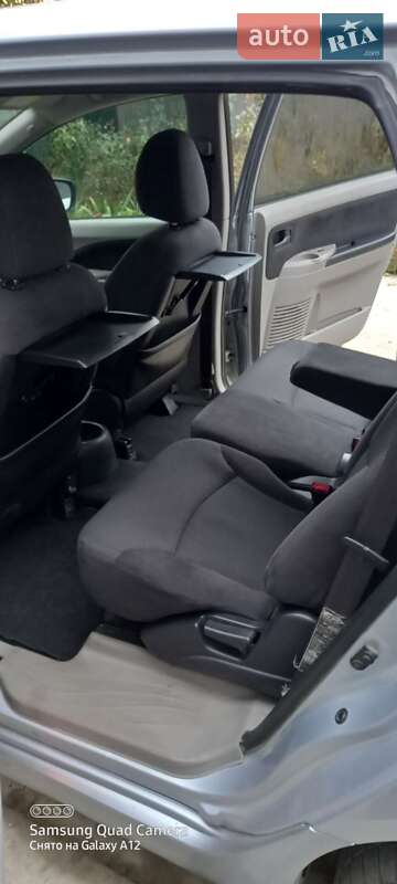 Мінівен Mitsubishi Grandis 2006 в Чернівцях