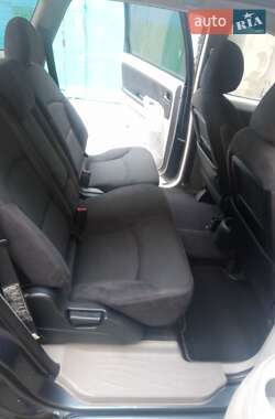 Мінівен Mitsubishi Grandis 2005 в 