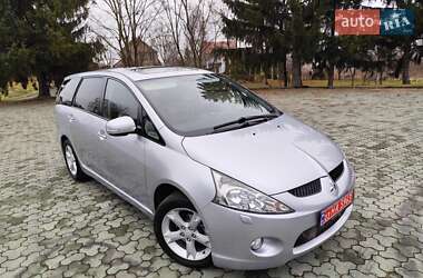 Мінівен Mitsubishi Grandis 2010 в Дубні