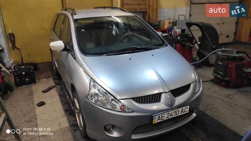 Минивэн Mitsubishi Grandis 2004 в Днепре