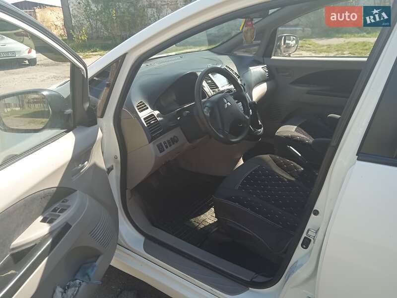 Мінівен Mitsubishi Grandis 2008 в Вінниці
