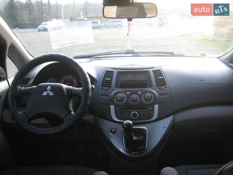 Минивэн Mitsubishi Grandis 2008 в Ивано-Франковске