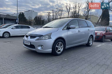 Мінівен Mitsubishi Grandis 2004 в Києві