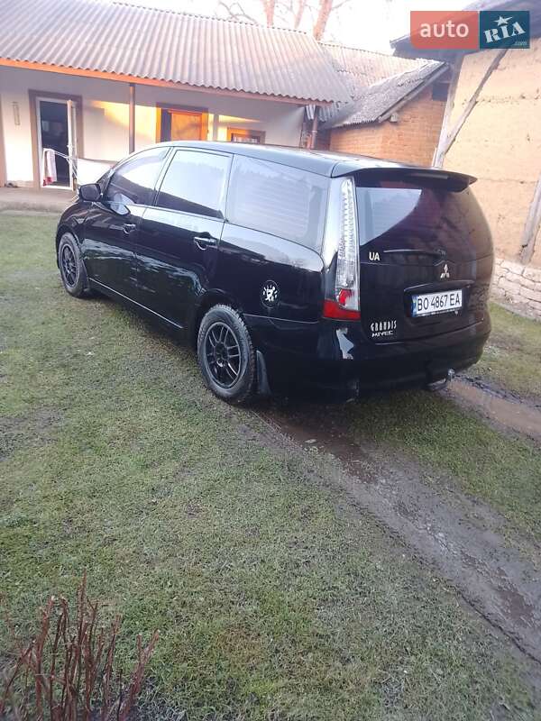 Мінівен Mitsubishi Grandis 2005 в Бучачі