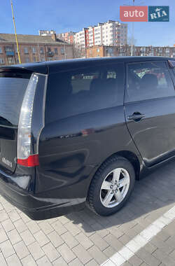 Мінівен Mitsubishi Grandis 2007 в 
