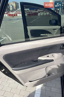 Мінівен Mitsubishi Grandis 2007 в 