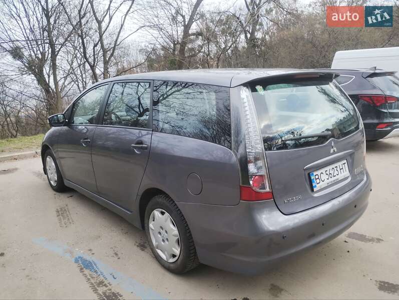Мінівен Mitsubishi Grandis 2007 в Львові