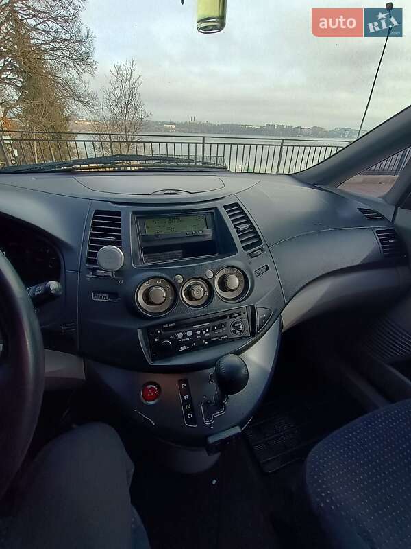 Минивэн Mitsubishi Grandis 2007 в Тернополе