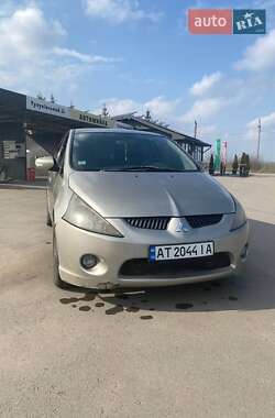 Минивэн Mitsubishi Grandis 2006 в 