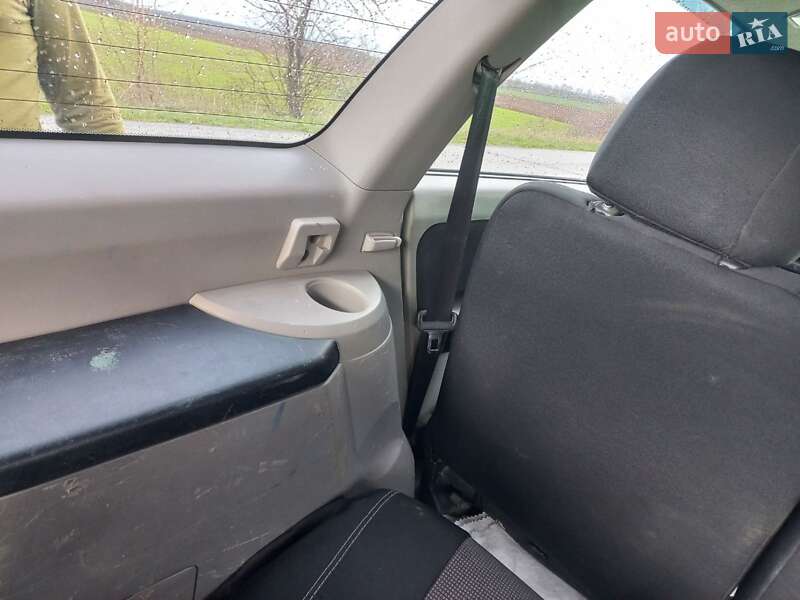 Мінівен Mitsubishi Grandis 2008 в Шполі