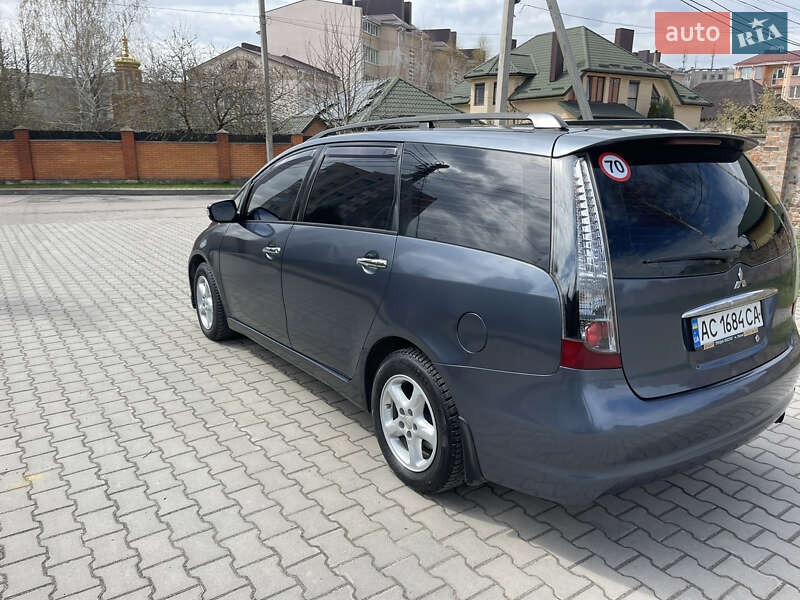Мінівен Mitsubishi Grandis 2006 в Луцьку