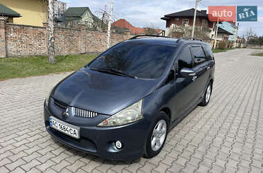 Минивэн Mitsubishi Grandis 2006 в 