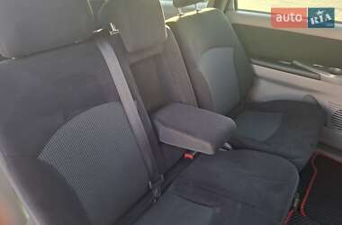 Мінівен Mitsubishi Grandis 2008 в 