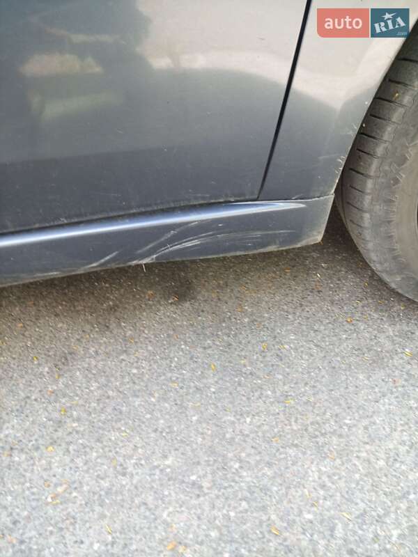 Мінівен Mitsubishi Grandis 2006 в Києві фото 9 Мінівен Mitsubishi Grandis 2006 в Києві