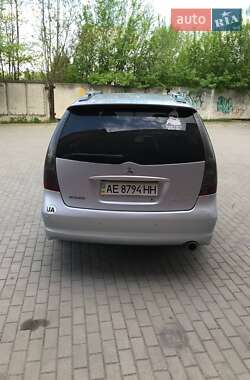 Мінівен Mitsubishi Grandis 2008 в 
