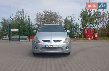 Мінівен Mitsubishi Grandis 2004 в 