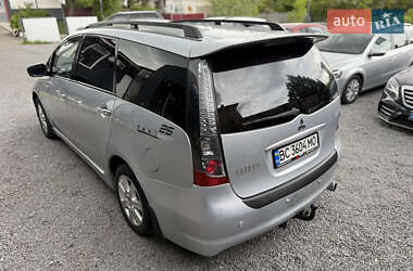 Мінівен Mitsubishi Grandis 2004 в 