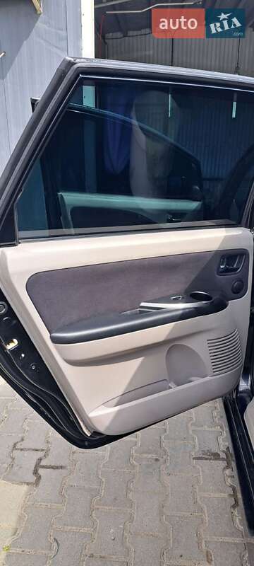 Минивэн Mitsubishi Grandis 2006 в Дрогобыче