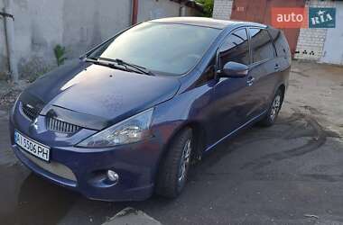 Мінівен Mitsubishi Grandis 2004 в 