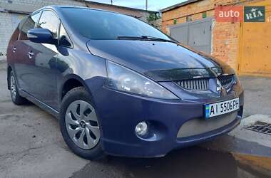 Мінівен Mitsubishi Grandis 2004 в 