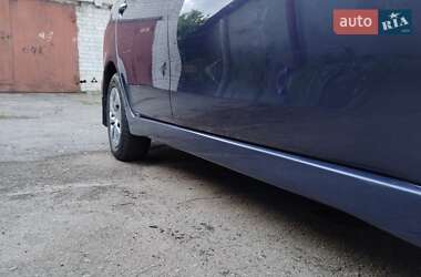Мінівен Mitsubishi Grandis 2004 в 