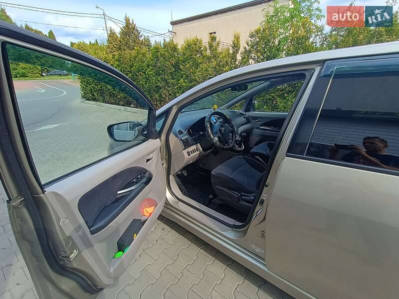Минивэн Mitsubishi Grandis 2006 в Львове фото 10 Минивэн Mitsubishi Grandis 2006 в Львове