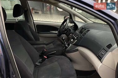 Минивэн Mitsubishi Grandis 2008 в 
