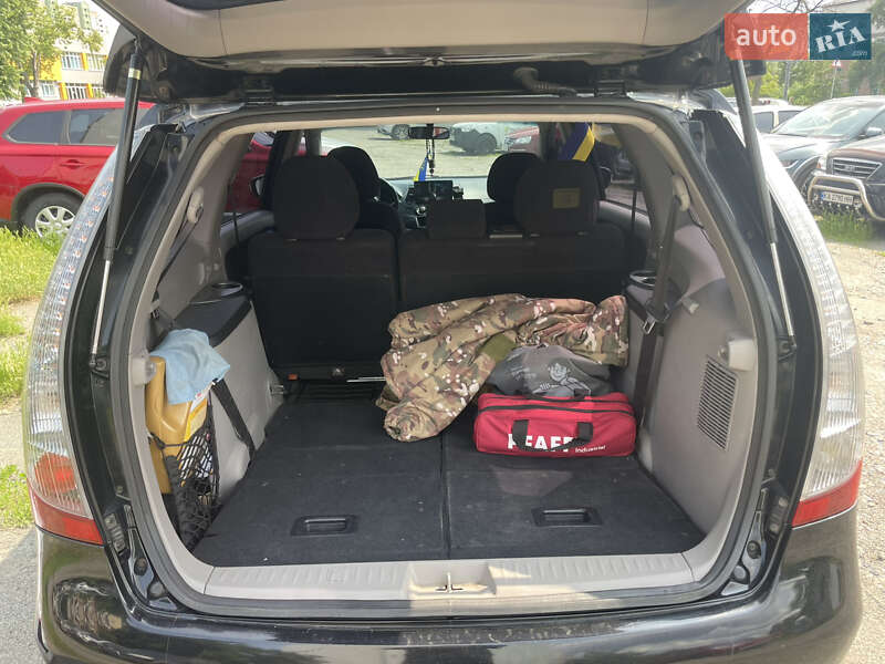 Мінівен Mitsubishi Grandis 2007 в Києві