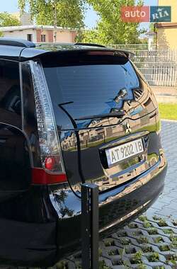 Мінівен Mitsubishi Grandis 2008 в 