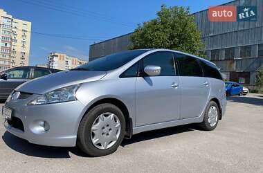 Мінівен Mitsubishi Grandis 2008 в 