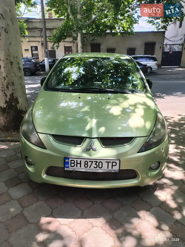 Mitsubishi Grandis