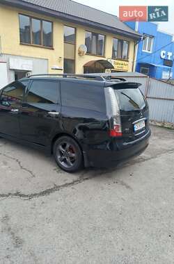 Минивэн Mitsubishi Grandis 2006 в Чернигове