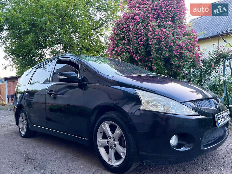 Мінівен Mitsubishi Grandis 2005 в Чернівцях