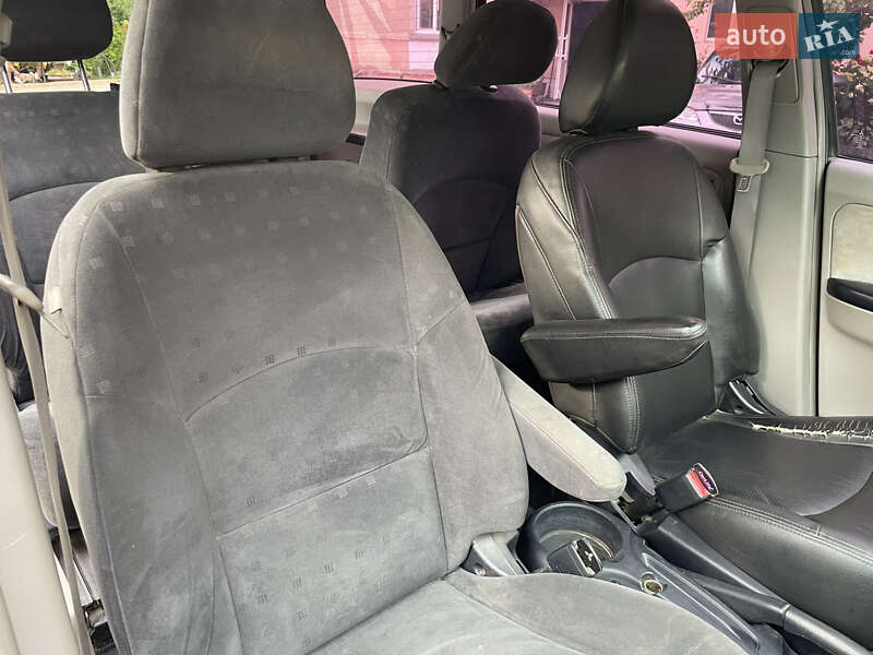 Мінівен Mitsubishi Grandis 2005 в Чернівцях