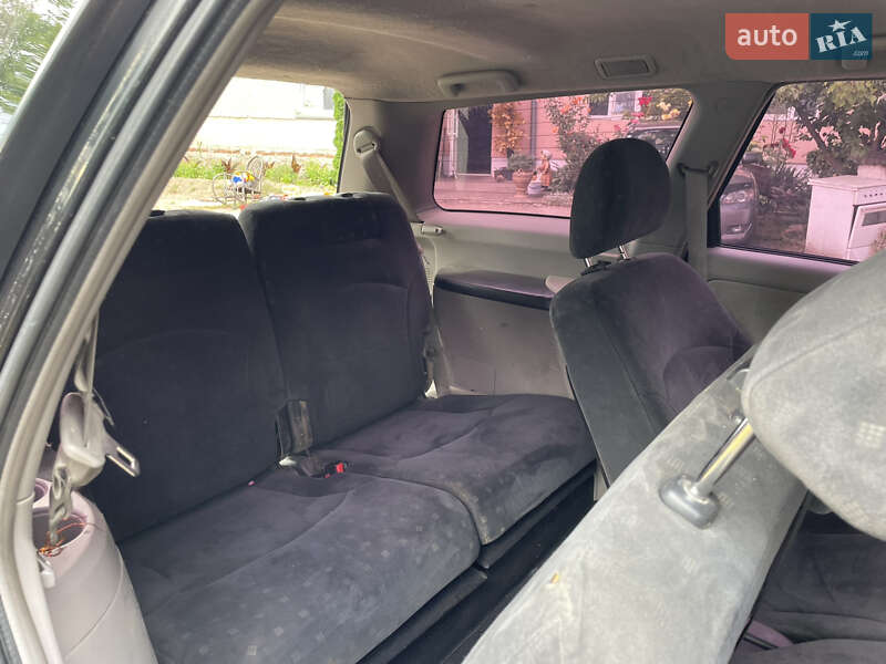 Мінівен Mitsubishi Grandis 2005 в Чернівцях