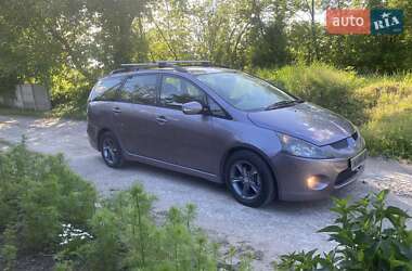 Мінівен Mitsubishi Grandis 2004 в Дніпрі