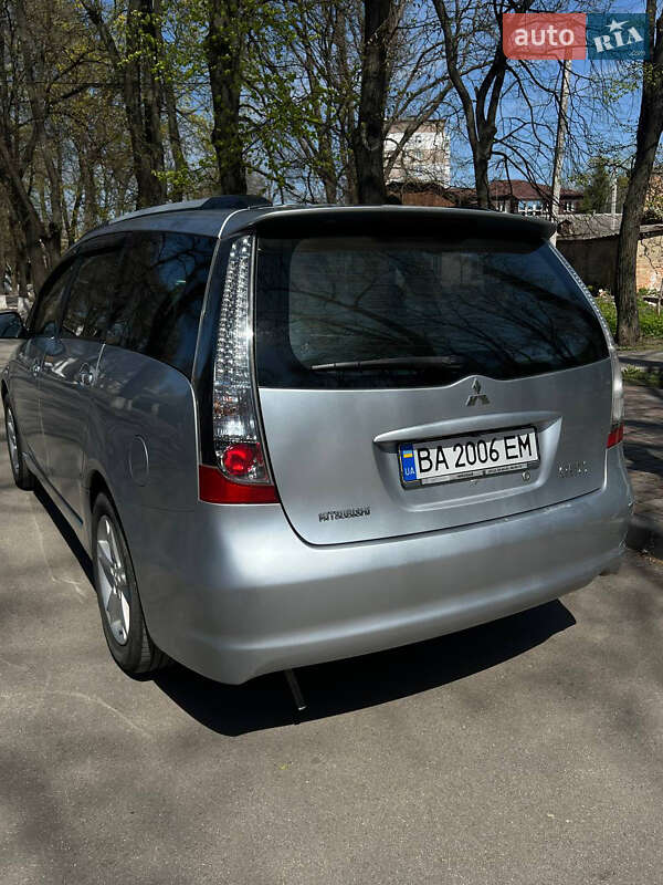 Мінівен Mitsubishi Grandis 2007 в Знам'янці