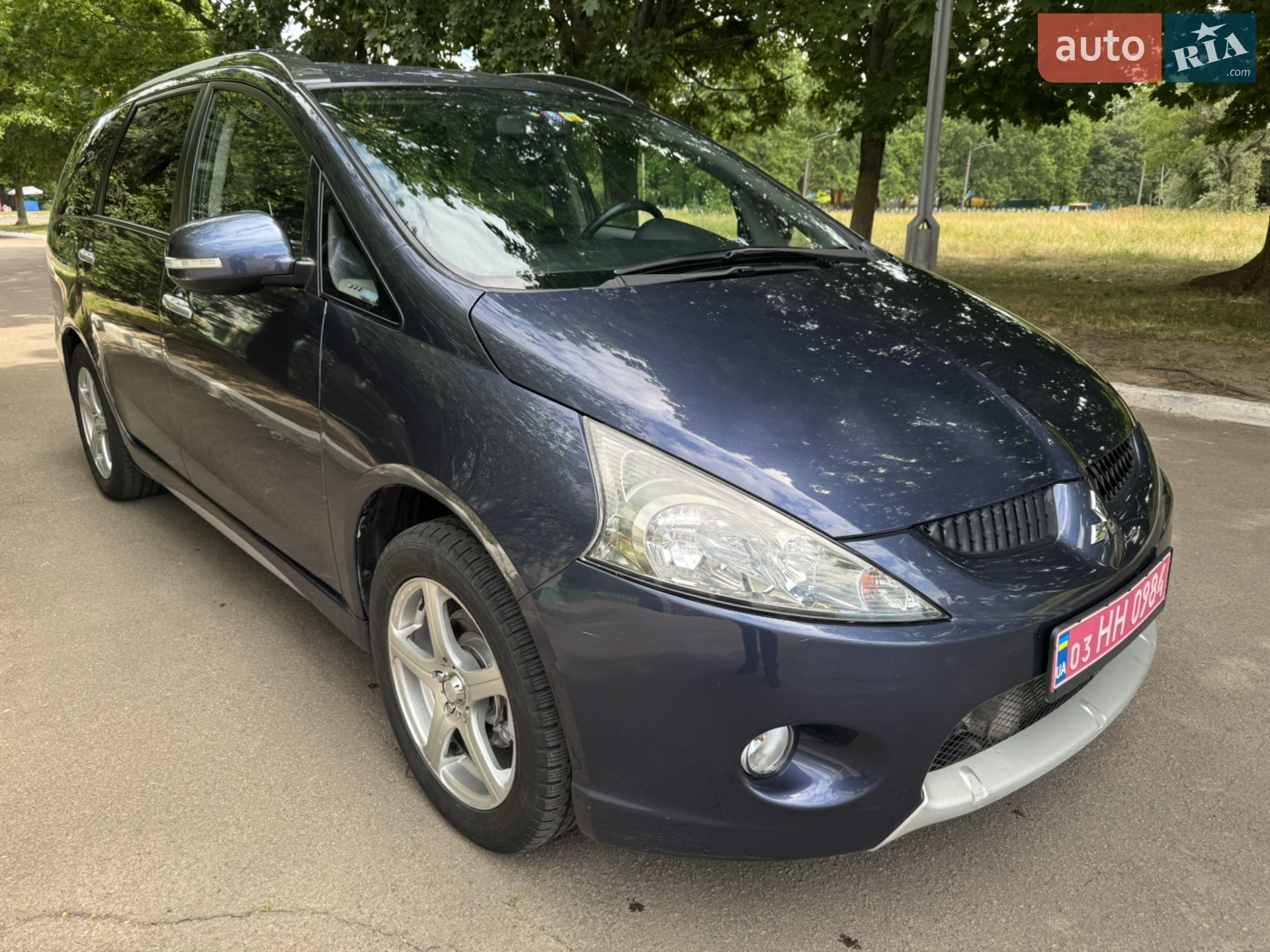 2010 Mitsubishi Grandis - мініатюра 5