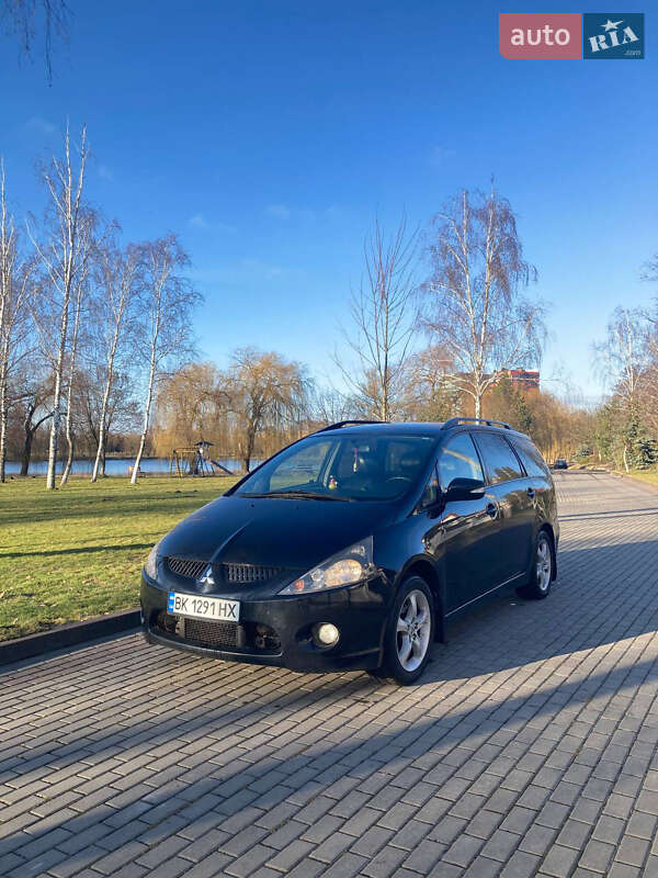 Минивэн Mitsubishi Grandis 2005 в Ровно