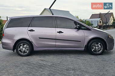 Минивэн Mitsubishi Grandis 2006 в 