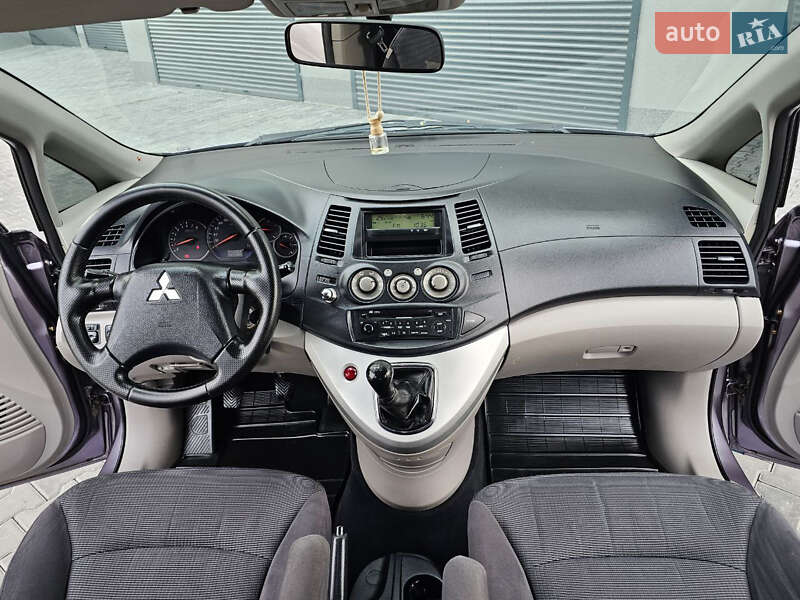 Мінівен Mitsubishi Grandis 2006 в Хмельницькому