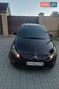 Мінівен Mitsubishi Grandis 2005 в 