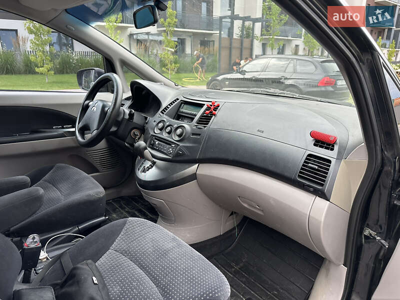 Минивэн Mitsubishi Grandis 2007 в Луцке