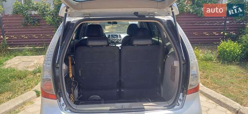 Мінівен Mitsubishi Grandis 2006 в Роздільній