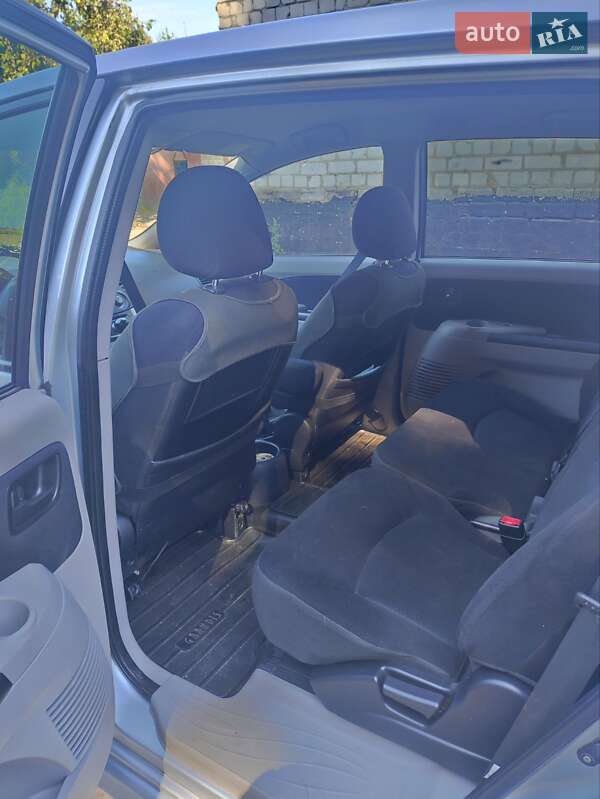 Минивэн Mitsubishi Grandis 2008 в Чернигове фото 3 Минивэн Mitsubishi Grandis 2008 в Чернигове