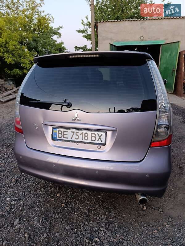 Минивэн Mitsubishi Grandis 2006 в Николаеве