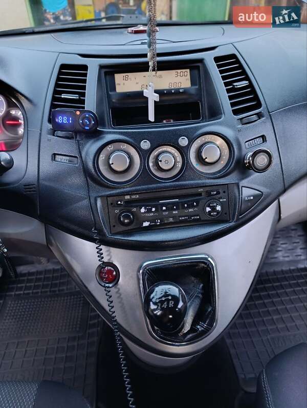 Минивэн Mitsubishi Grandis 2006 в Николаеве